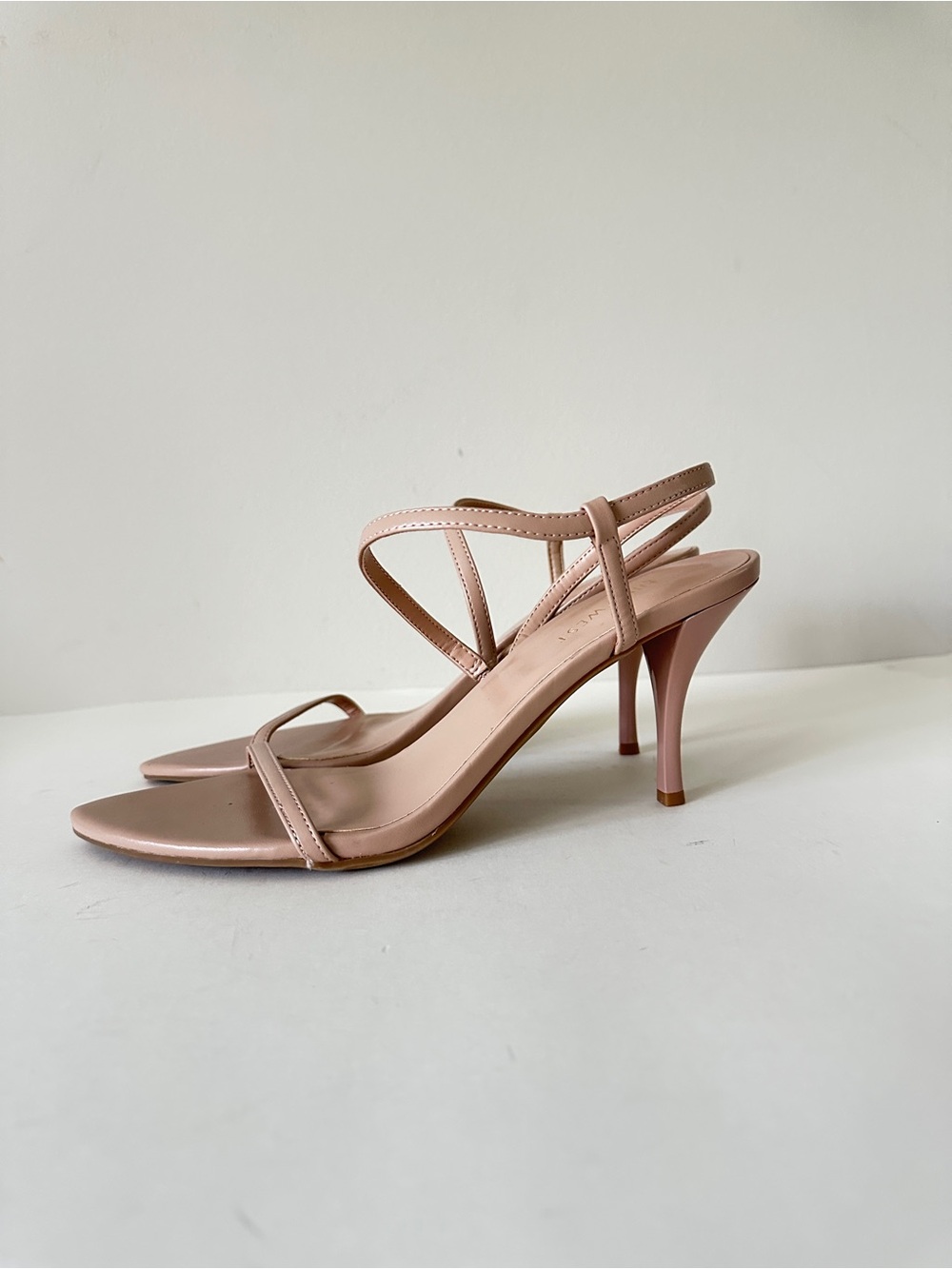 NEW Nine West Carolyn Beige Strappy Stiletto Heels, Sz 9M